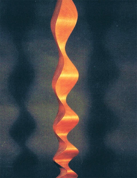 Sinus Stele, 2001, Yrokoholz, 120 x 11 x 11 cm